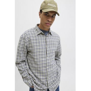 Camasa regular fit cu model in carouri