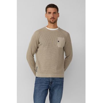 Pulover cu decolteu la baza gatului si maneci raglan