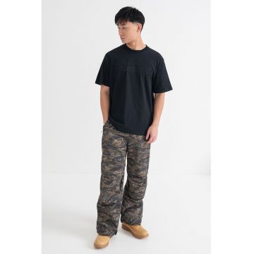 Tricou de bumbac cu logo brodat