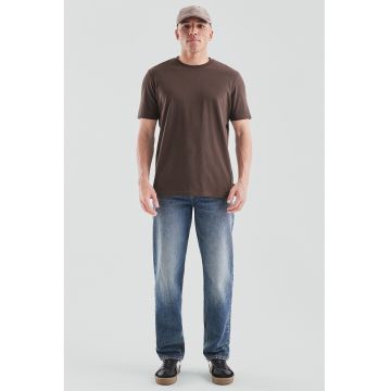 Tricou uni cu decolteu la baza gatului