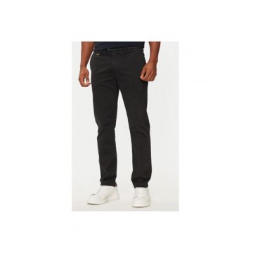Pantaloni barbati - 304564925 - Bumbac - 46 EU - Negru Pantaloni barbati - 304564925 - Bumbac - 46 EU - Negru