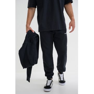 Pantaloni de trening cu talie elastica