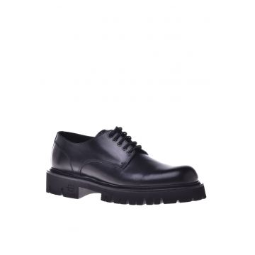 Pantofi de piele intoarsa cu sireturi