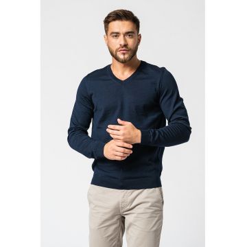 Pulover slim fit din lana virgina Melba