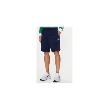Pantaloni scurti cu logo discret