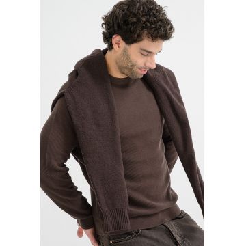 Pulover slim-fit din tricot