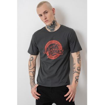Tricou cu imprimeu logo si decolteu la baza gatului