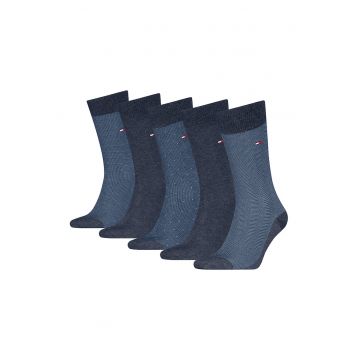 Set de sosete lungi uni cu logo si model - 6 perechi Set de sosete lungi uni cu logo si model - 6 perechi