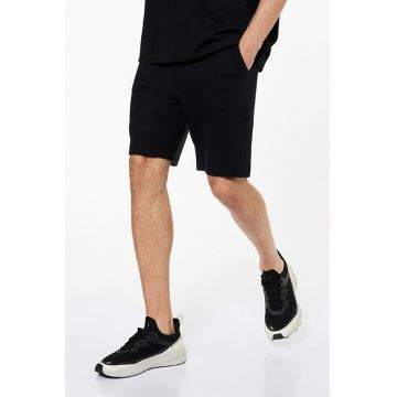 Pantaloni scurti uni cu snur