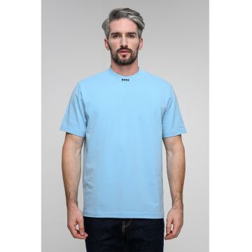 Tricou cu decolteu la baza gatului si logo