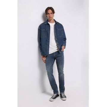 Blugi cu croiala dreapta 044 Karl Blugi cu croiala dreapta 044 Karl