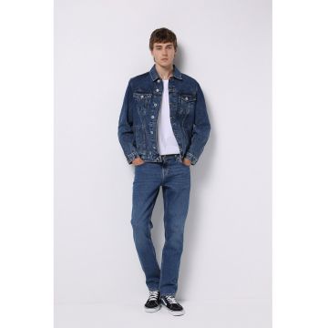 Blugi cu croiala dreapta si talie joasa Blugi cu croiala dreapta si talie joasa