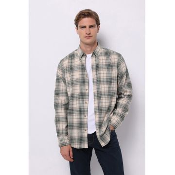 Camasa cu maneci lungi si model in carouri