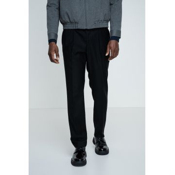 Pantaloni conici din amestec de lana cu talie medie Pantaloni conici din amestec de lana cu talie medie