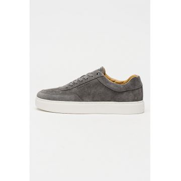 Pantofi sport low-cut de piele cu sireturi Pantofi sport low-cut de piele cu sireturi