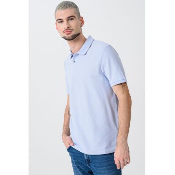 Tricou polo cu fenta cu nasturi Tricou polo cu fenta cu nasturi