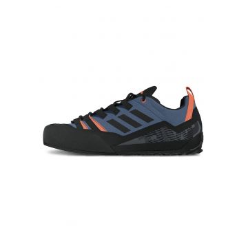 Pantofi de bouldering cu profil jos