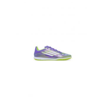 Pantofi sport de piele ecologica - pentru fotbal Pantofi sport de piele ecologica - pentru fotbal