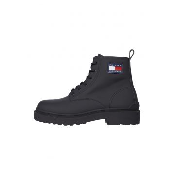 Ghete de piele cu siret Ghete de piele cu siret