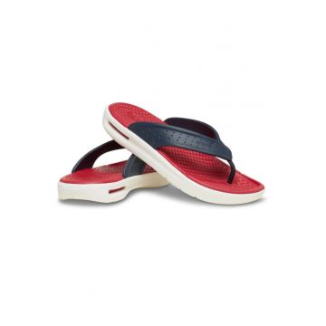 Sandale  Crocs InMotion Flip pentru bărbați - tricolore - 211101-410 Sandale  Crocs InMotion Flip pentru bărbați - tricolore - 211101-410