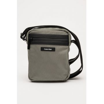 Geanta crossbody de material textil Geanta crossbody de material textil