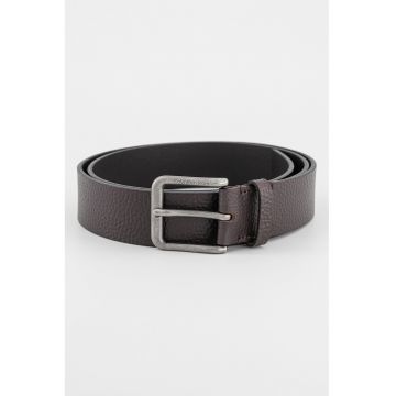 Curea de piele cu aspect texturat Curea de piele cu aspect texturat