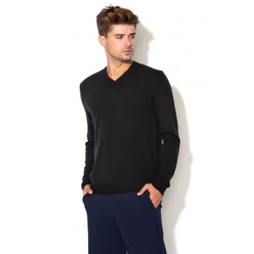Pulover de lana virgina cu decolteu in V Pulover de lana virgina cu decolteu in V