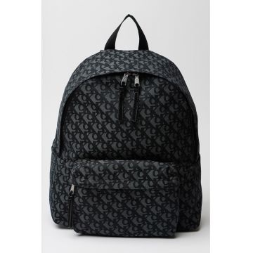 Rucsac cu model si buzunar exterior