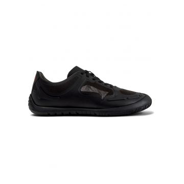 Pantofi sport low-cut cu garnituri din material sintetic Pantofi sport low-cut cu garnituri din material sintetic