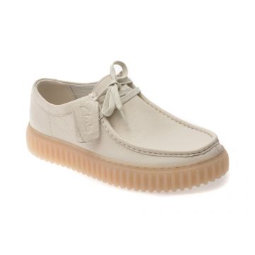 Mocasini CLARKS albi, TORHILL LO, din piele naturala Mocasini CLARKS albi, TORHILL LO, din piele naturala