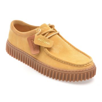 Mocasini CLARKS galbeni, TORHILL LO, din piele intoarsa