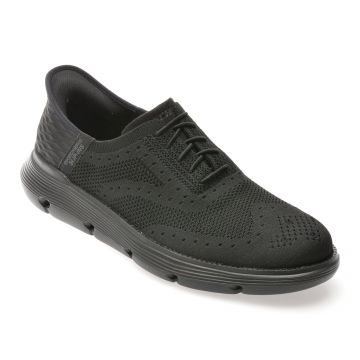 Pantofi sport SKECHERS negri, GARZA, din material textil Pantofi sport SKECHERS negri, GARZA, din material textil