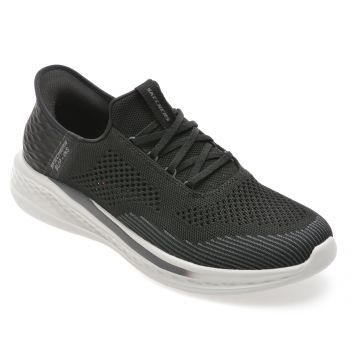 Pantofi sport SKECHERS negri, SLADE, din material textil Pantofi sport SKECHERS negri, SLADE, din material textil