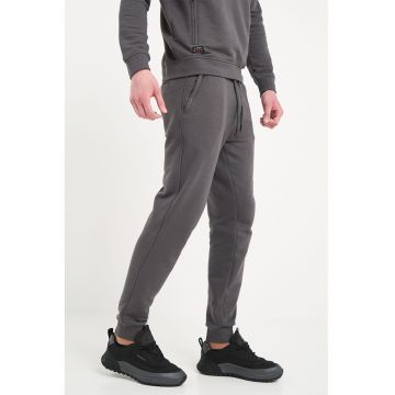Pantaloni de trening cu buzunare cu fermoar si snur