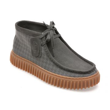Ghete CLARKS gri, TORHILL HI, din material textil Ghete CLARKS gri, TORHILL HI, din material textil