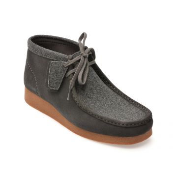 Ghete CLARKS gri, WALLABEE EVO BT, din piele intoarsa Ghete CLARKS gri, WALLABEE EVO BT, din piele intoarsa