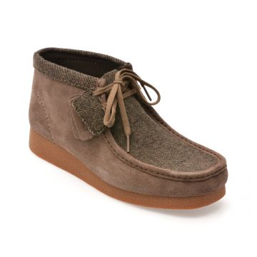 Ghete CLARKS maro, WALLABEE EVO BT, din piele intoarsa Ghete CLARKS maro, WALLABEE EVO BT, din piele intoarsa