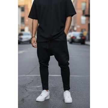 Pantaloni de trening cargo  negri  conici K557 40-3.3 Pantaloni de trening cargo  negri  conici K557 40-3.3