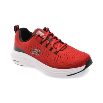 Pantofi sport SKECHERS rosii, VAPOR FOAM, din material textil