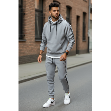 Trening barbati slim fit negru  Pantaloni + Hanorac  vatuit  RM59