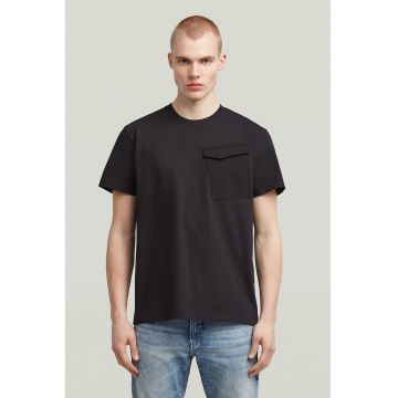 Tricou regular fit cu buzunar pe piept - Negru stins