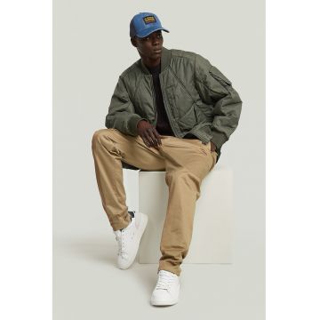 Jacheta cu model uni si fermoar - Verde feriga