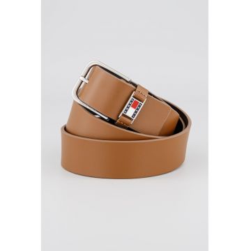 Curea din piele cu inchidere cu catarama - Maro cognac