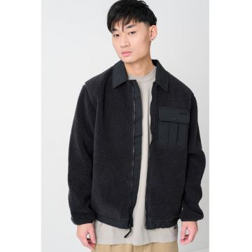 Jacheta din material teddy cu fermoar si buzunar pe piept - Negru