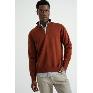 Pulover de bumbac cu fenta cu fermoar - Maro scortisoara