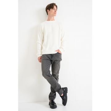 Pulover tricotat cu model uni - Alb