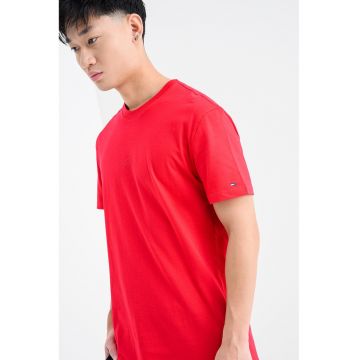 Tricou regular fit cu logo discret - Rosu