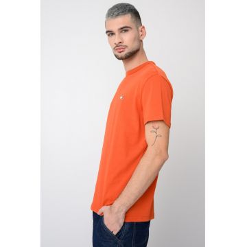 Tricou regular fit de bumbac cu logo discret - Portocaliu mandarina