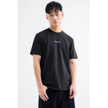 Tricou slim fit cu tehnologie uscare rapida - pentru fitness - Negru