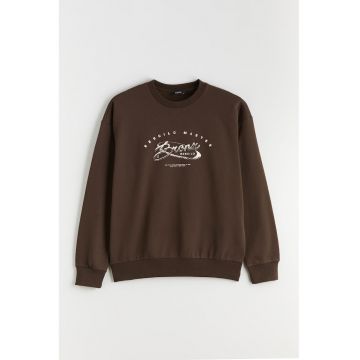 Bluza de trening cu imprimeu text - Maro inchis